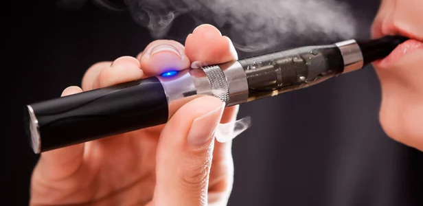 Arrêter de fumer avec la cigarette électronique Arrêter de fumer avec la cigarette électronique