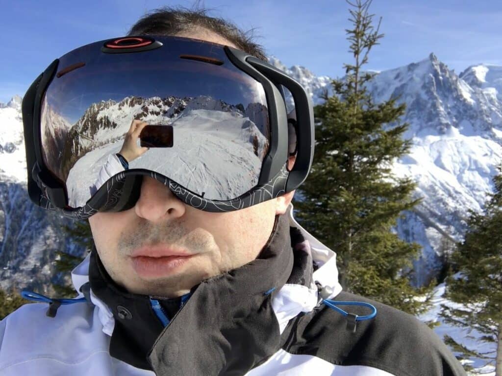 Head est également à considérer pour ses casques et lunettes de ski